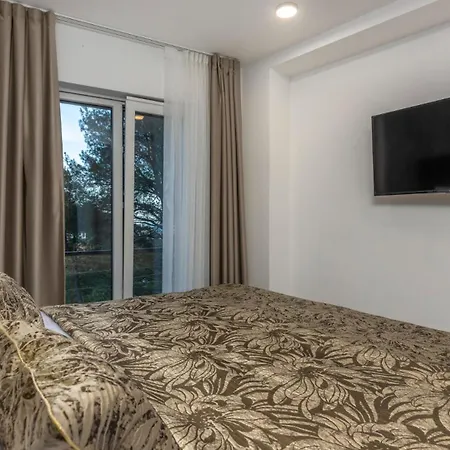 Amelie With Pool&whirpool&sauna * Mošćenička Draga