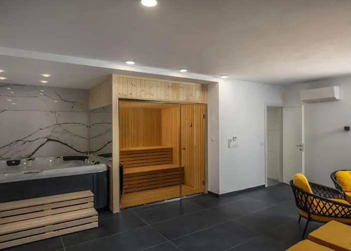 Βίλα Villa Amelie With Pool&Whirpool&Sauna