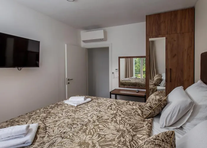 Βίλα Villa Amelie With Pool&Whirpool&Sauna *